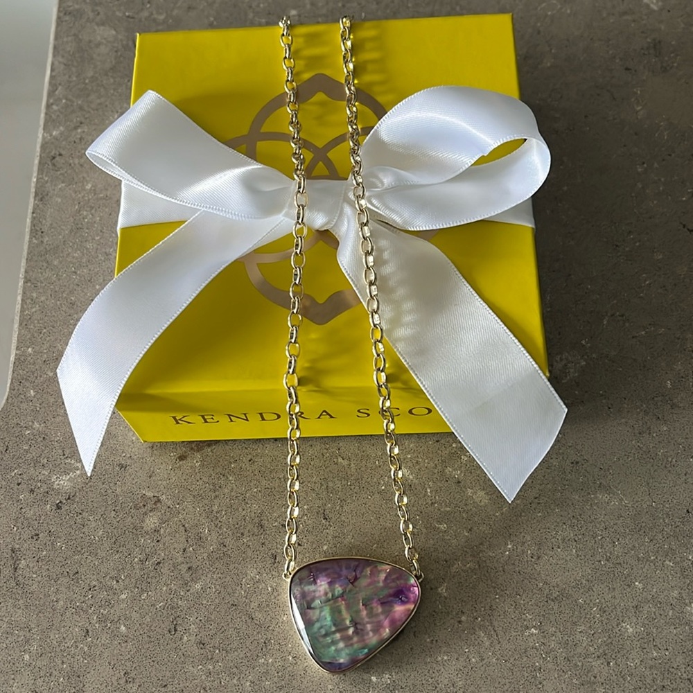 Kendra Scott McKenna Necklace